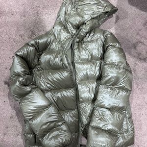Patagonia women’s puffer jacket